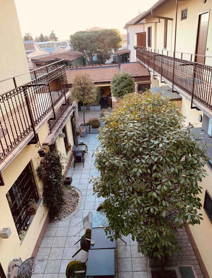 Maura'S B&B Gallarate Exteriér fotografie